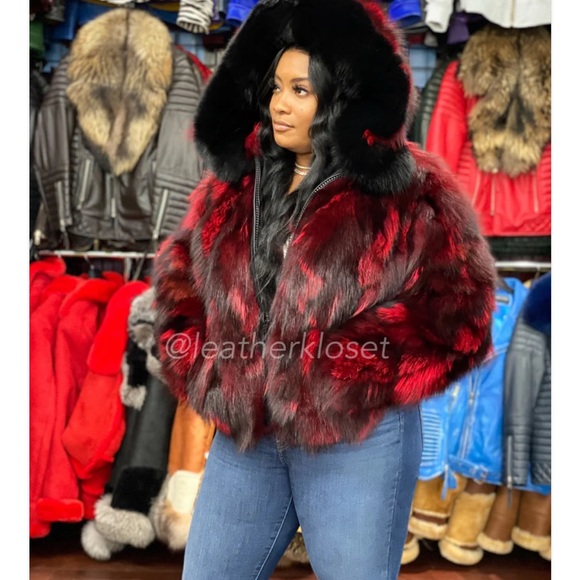 Chic Red Faux Fur Teddy Jacket - Picture 3 of 4